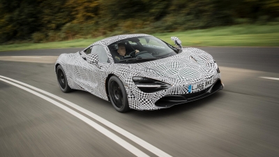 Dit is de brute McLaren BP23: een driezitter en de snelste ooit!