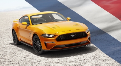 Voel je een echte koning met deze knaloranje bolides!