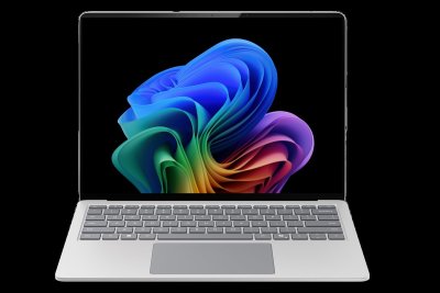 De Surface Laptop 8 gaat 20 uur mee op één lading