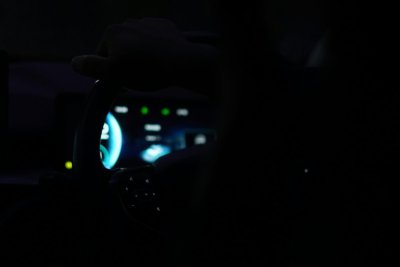 Tesla's robotaxi zonder stuur ligt nu onder vuur