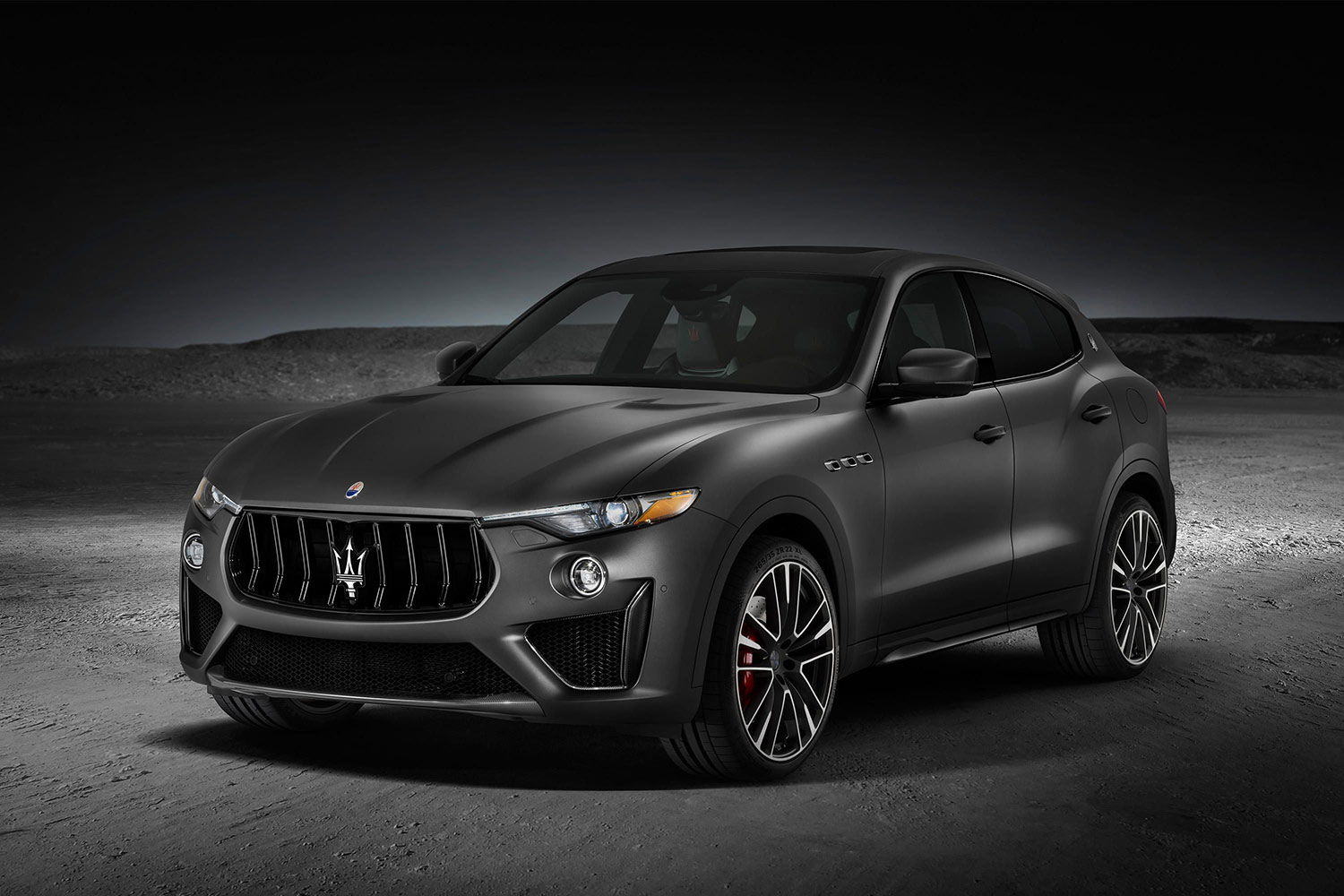 De nieuwe Maserati Levante Trofeo haalt de 300 km/u dankzij brute Ferrari power