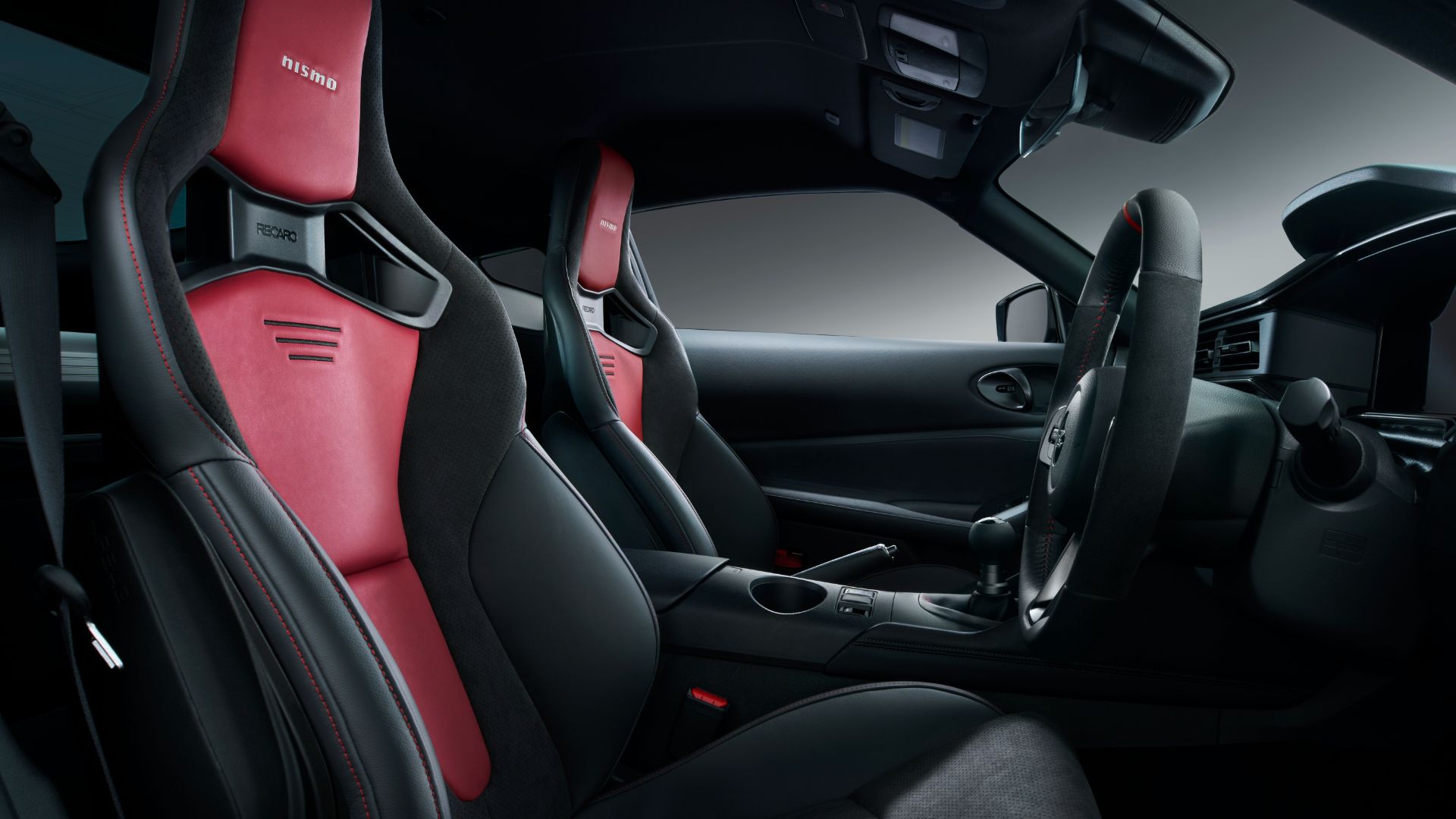 De Nissan Z NISMO krijgt eindelijk een handbak